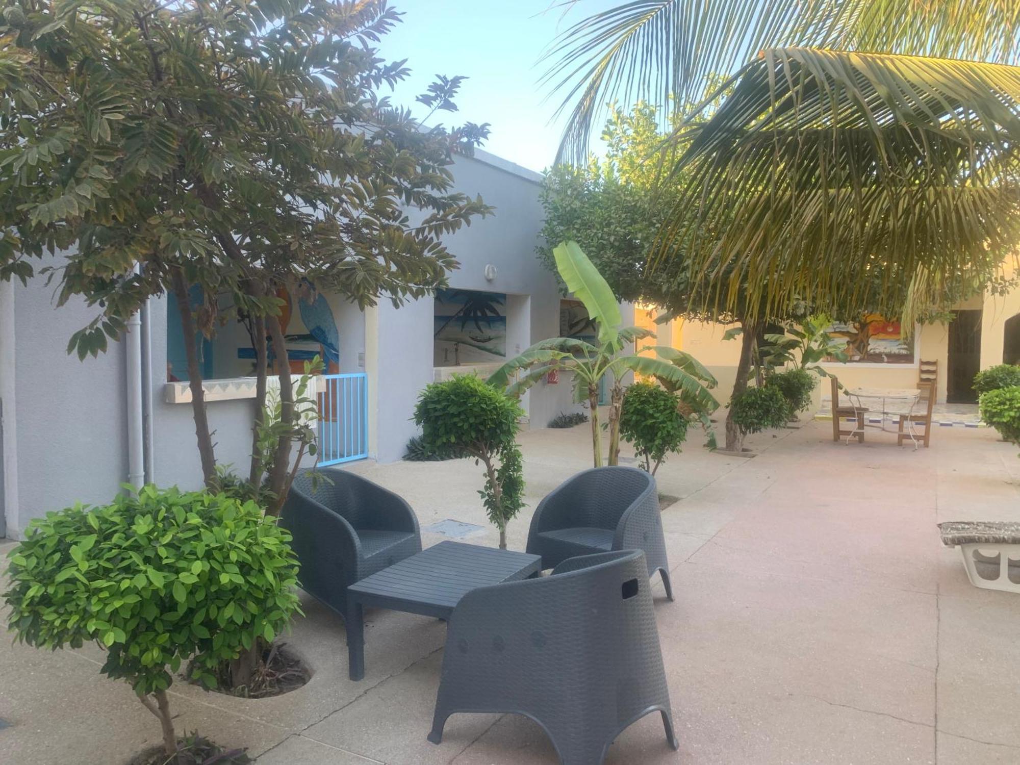 Auberge Keur Ely Ouoran Exteriér fotografie