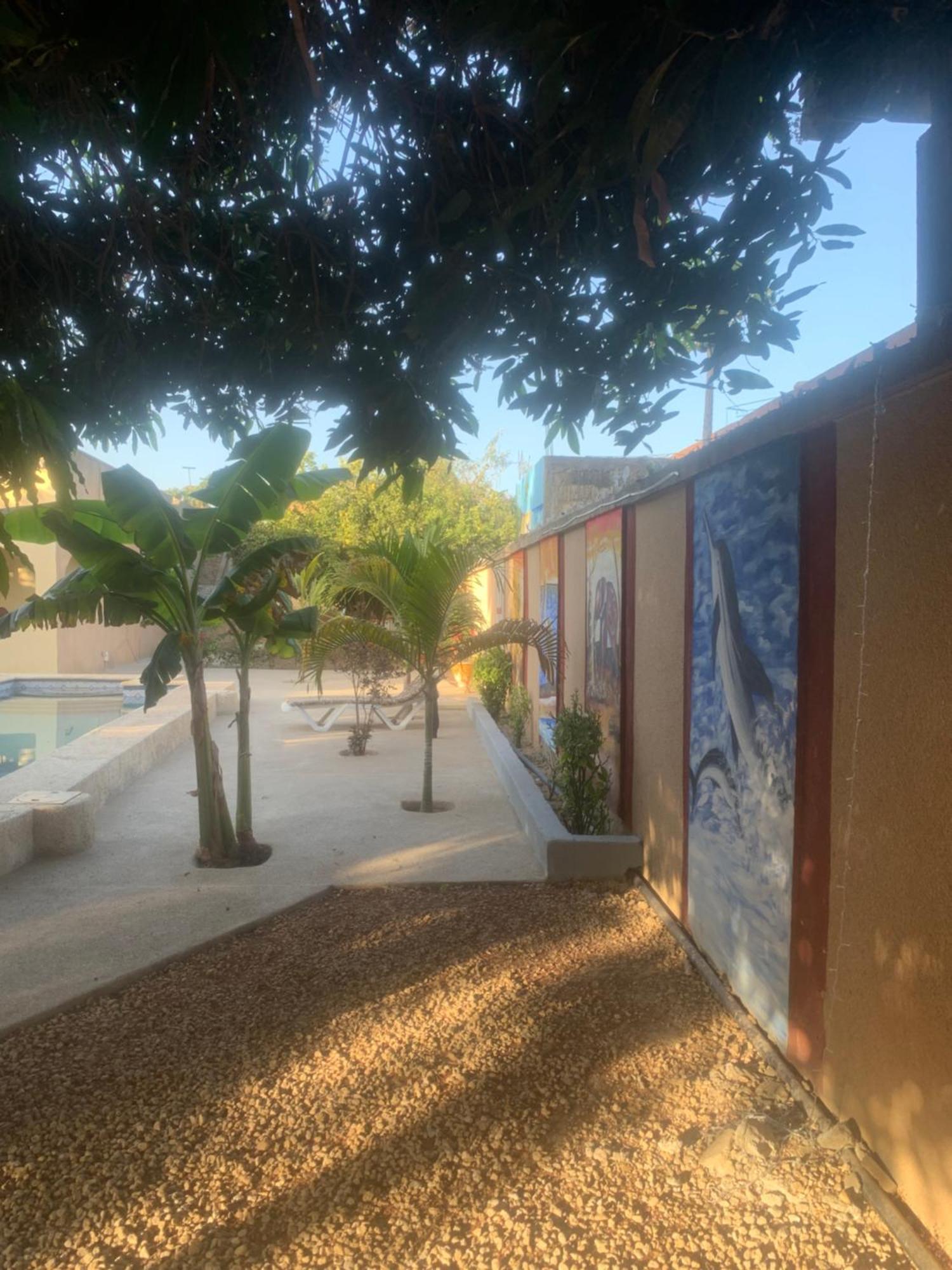 Auberge Keur Ely Ouoran Exteriér fotografie