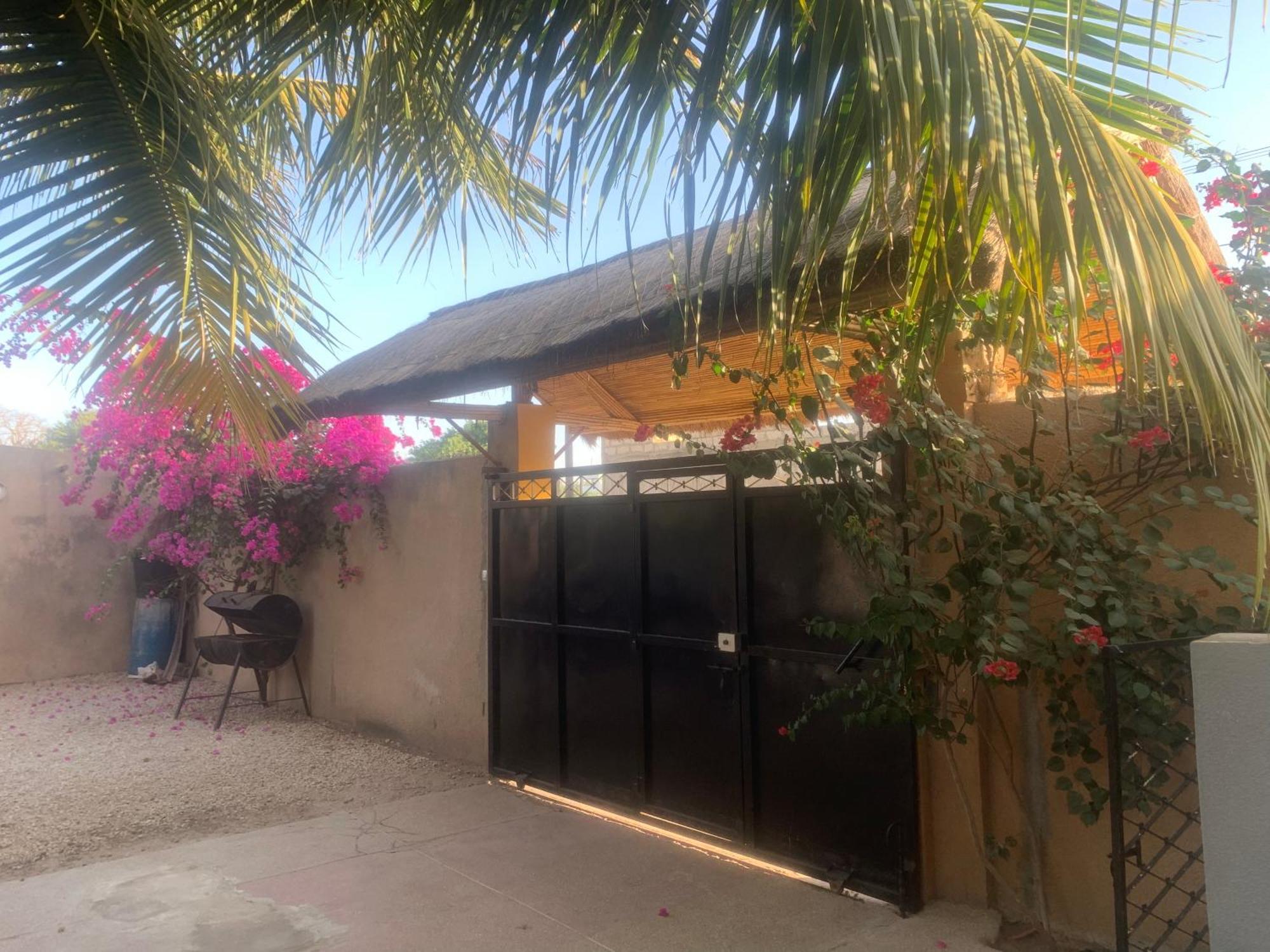 Auberge Keur Ely Ouoran Exteriér fotografie